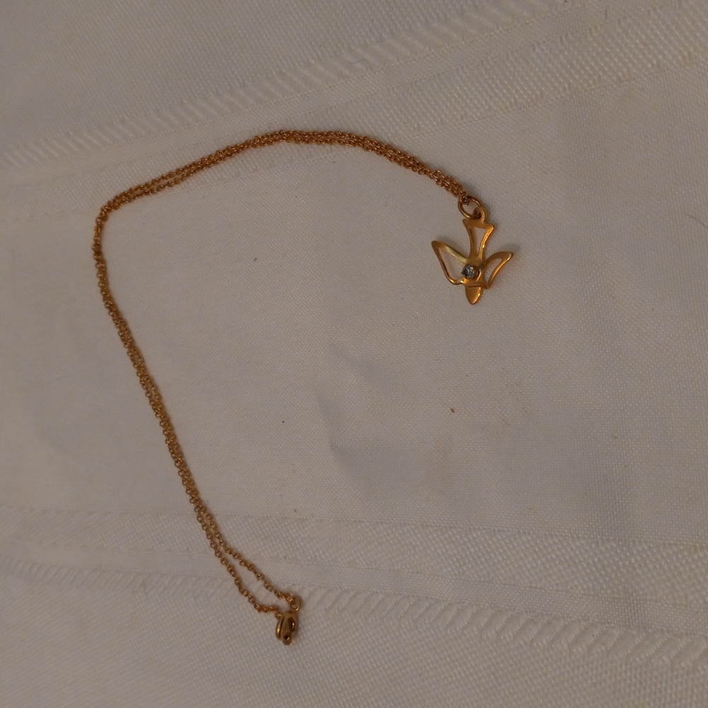 Dove Necklace with Faux Diamond